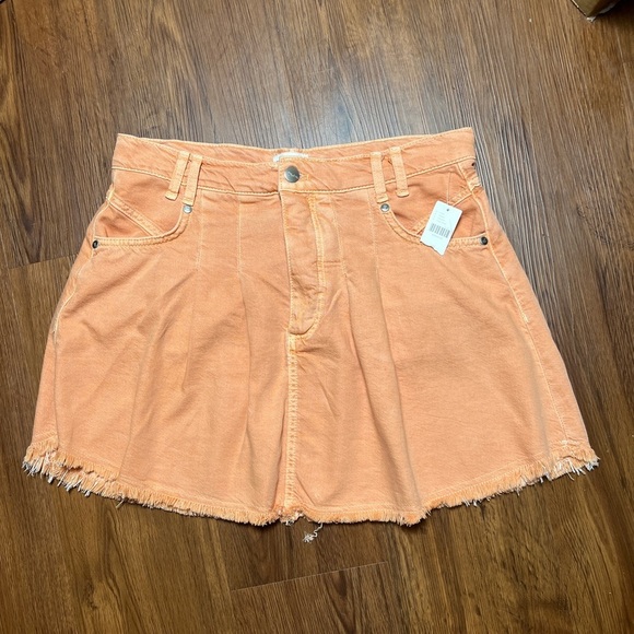 Pilcro Pleated Peach Orange Denim Mini Skirt Raw Hem Women’s Size 8 NWT - Picture 5 of 10